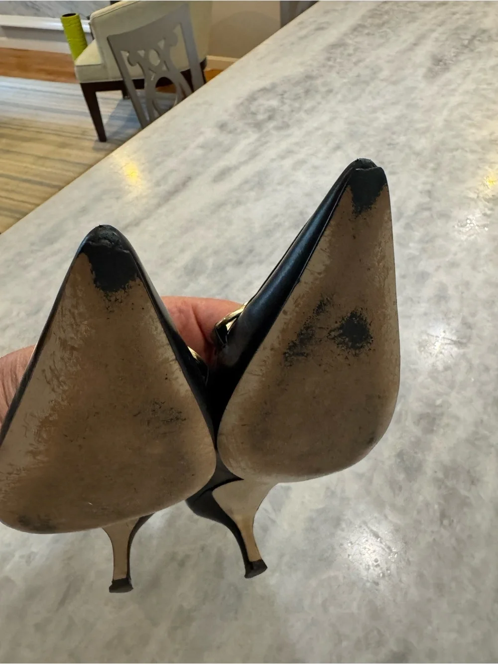 Anne Klein Black Pointed Kitten Heel Pumps with Gold Chain